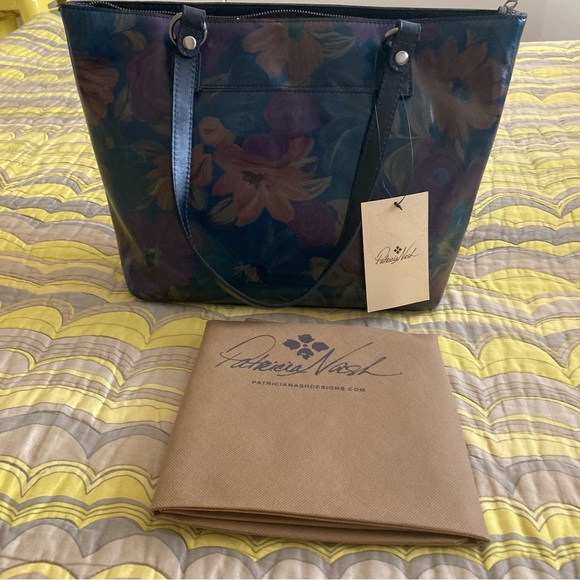 Patricia Nash Alessano Peruvian Painting Tote Sholder Zip Top Bag | NWT - Picture 7 of 16